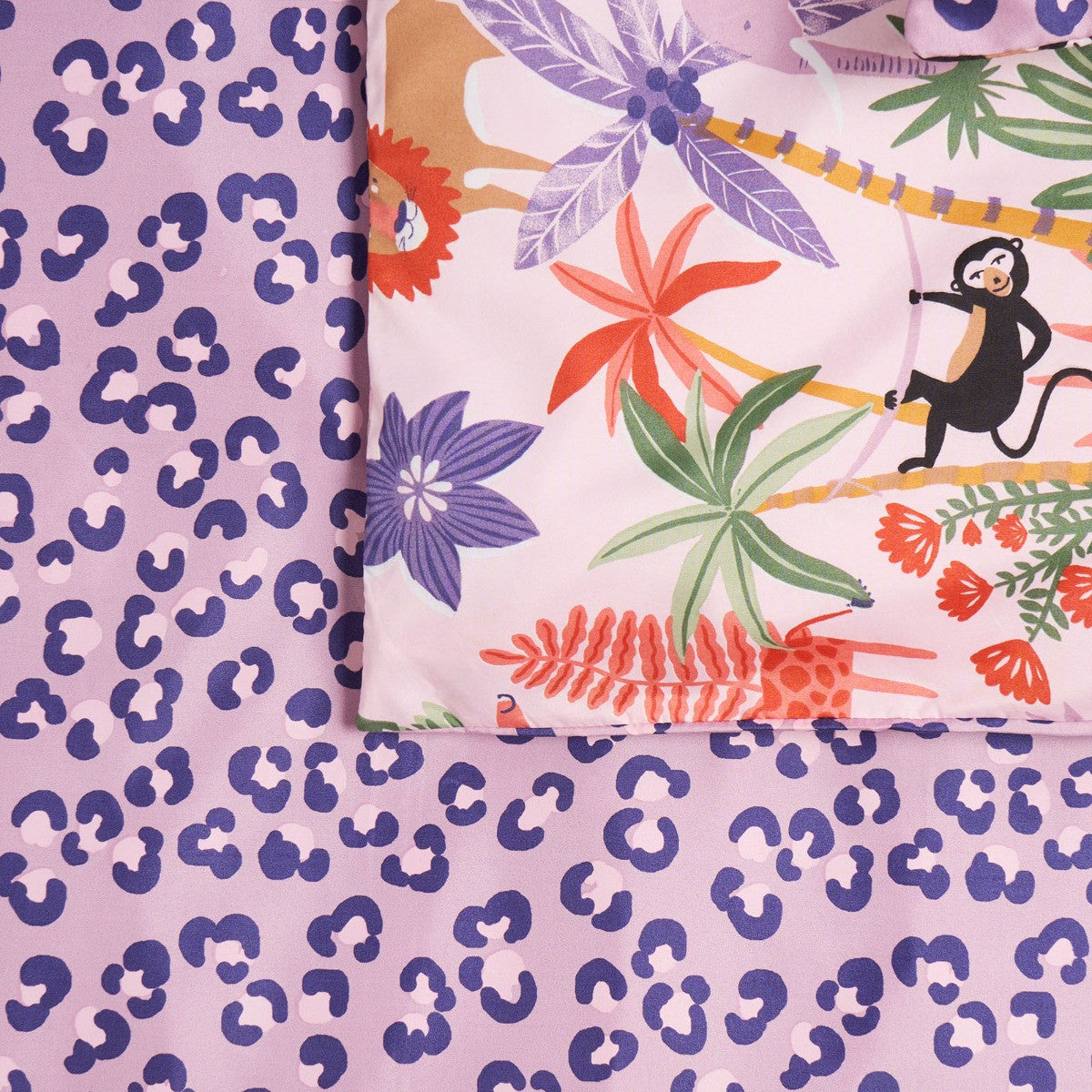 Pillowcase close-up from safari print reversible double bedding set