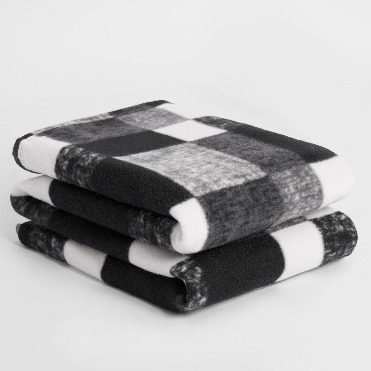 tartan check monochrome fleece throw blanket black white polyester home comfort stylish décor