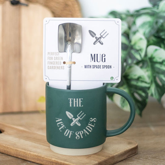 ace of spades gardening mug with a novelty metal garden spade spoon