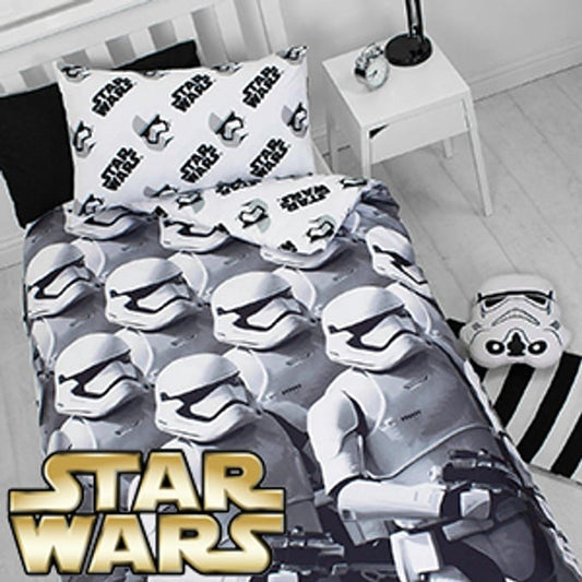 Disney Star Wars Stormtrooper reversible children’s single duvet cover set featuring Stormtroopers from Star Wars The Force Awakens