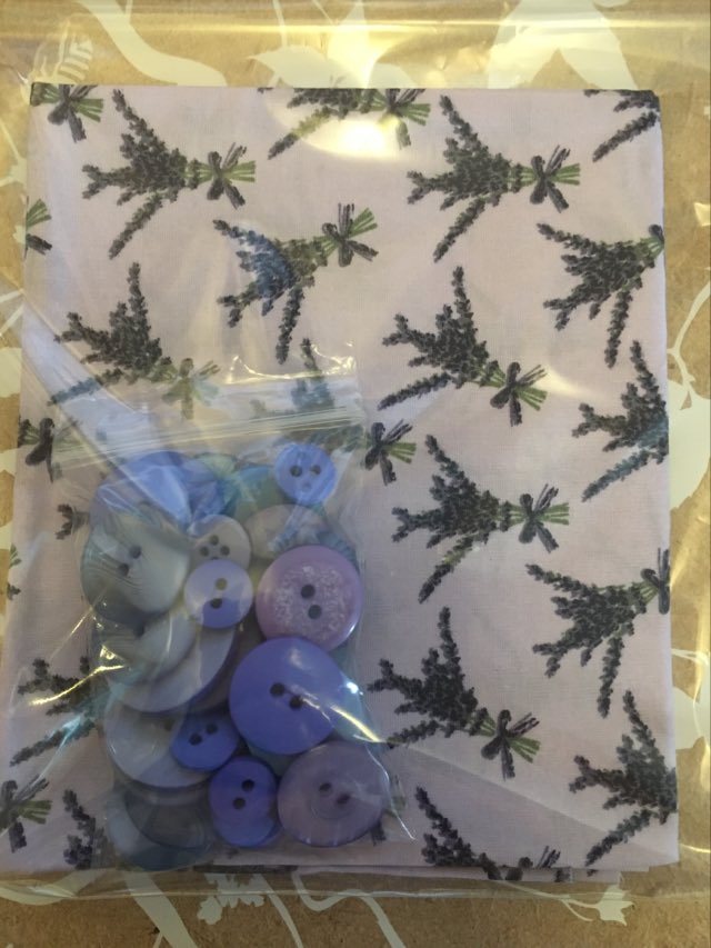 lavender’s blue fat quarter cotton fabric with mixed buttons lavender sewing craft pack
